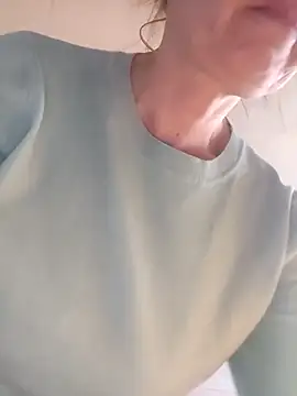 Evelina cute online show from September 16, 2025, 11:44 am