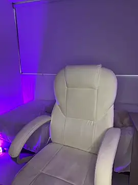 nyna 1 online show from December 3, 2025, 10:31 pm