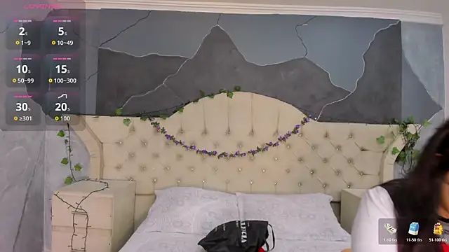 Snapshot of AmberGreyy_ chatting on November 5, 2025, 5:16 pm AmberGreyy online show from November 5, 2025, 5:16 pm