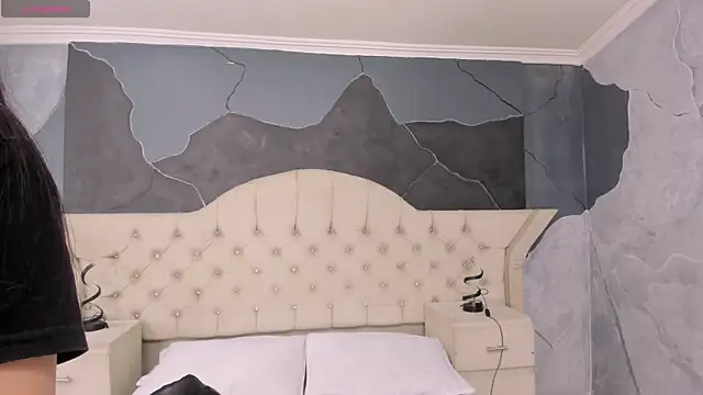 Snapshot of AmberGreyy_ chatting on October 3, 2025, 5:36 pm AmberGreyy online show from October 3, 2025, 5:36 pm