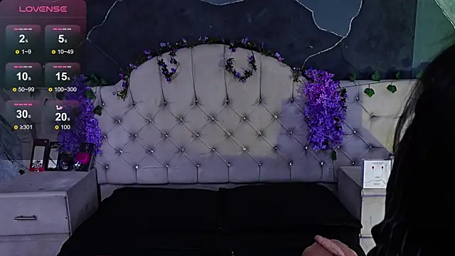 Snapshot of AmberGreyy_ chatting on June 15, 2026, 6:51 pm AmberGreyy online show from June 15, 2026, 6:51 pm