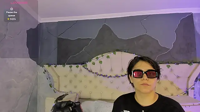 Snapshot of AmberGreyy_ chatting on November 14, 2025, 6:11 pm AmberGreyy online show from November 14, 2025, 6:11 pm