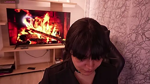 AmberGreyy  online show from April 2, 2026, 5:41 pm