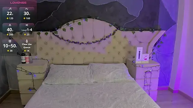 Snapshot of AmberGreyy_ chatting on November 13, 2025, 6:01 pm AmberGreyy online show from November 13, 2025, 6:01 pm