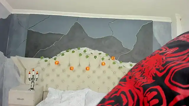 Snapshot of AmberGreyy_ chatting on October 27, 2025, 5:58 pm AmberGreyy online show from October 27, 2025, 5:58 pm