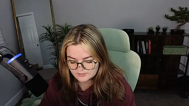 Snapshot of rodeobrii chatting on September 22, 2025, 2:17 am rodeobrii online show from September 22, 2025, 2:17 am