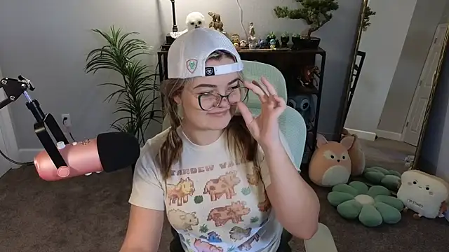 Snapshot of rodeobrii chatting on November 27, 2025, 4:02 am rodeobrii online show from November 27, 2025, 4:02 am