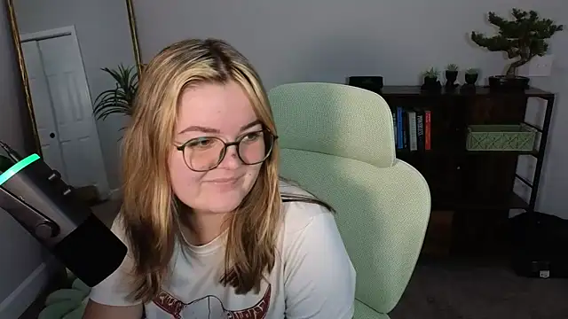 Snapshot of rodeobrii chatting on September 18, 2025, 2:58 am rodeobrii online show from September 18, 2025, 2:58 am