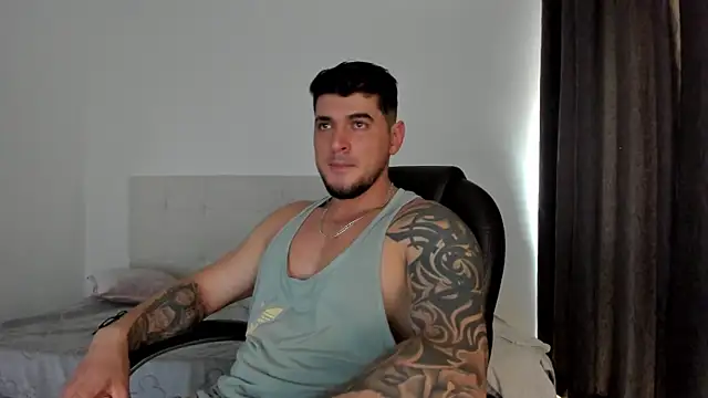 Snapshot of Teilor_Creed chatting on November 25, 2025, 7:14 pm Teilor Creed online show from November 25, 2025, 7:14 pm