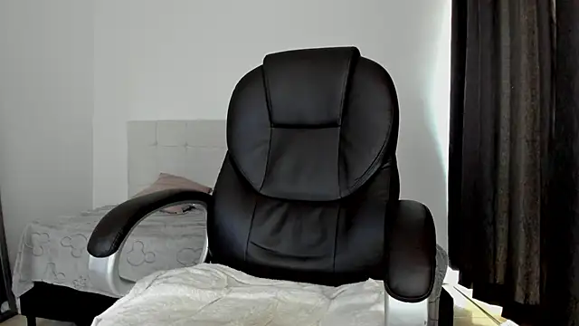 Snapshot of Teilor_Creed chatting on November 24, 2025, 6:52 pm Teilor Creed online show from November 24, 2025, 6:52 pm