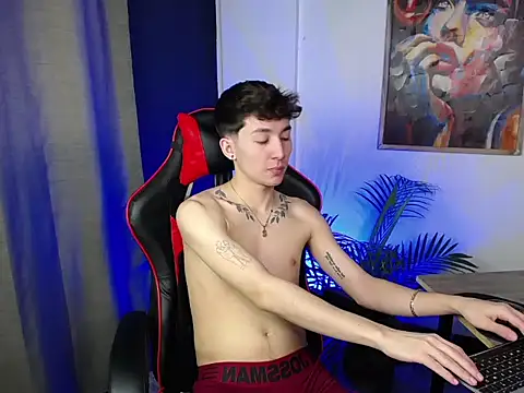 Snapshot of SebasstianGrand chatting on February 26, 2025, 12:09 am SebasstianGrand online show from February 26, 2025, 12:09 am