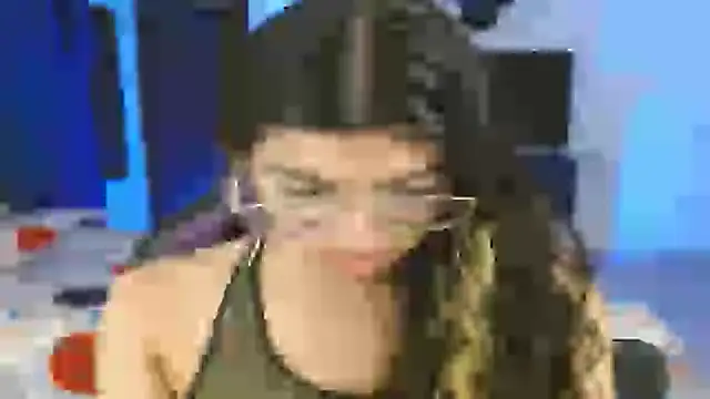 Snapshot of engielphoenis14 chatting on March 11, 2025, 9:45 am engielphoenis14 online show from March 11, 2025, 9:45 am