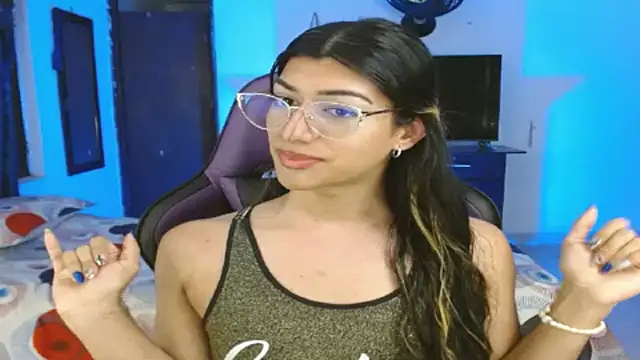 Snapshot of engielphoenis14 chatting on March 11, 2025, 6:41 am engielphoenis14 online show from March 11, 2025, 6:41 am