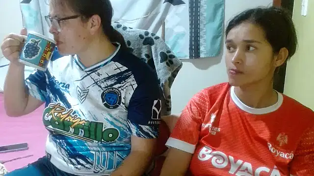 Snapshot of clayre_and_jill chatting on November 6, 2025, 8:18 am clayre and jill online show from November 6, 2025, 8:18 am