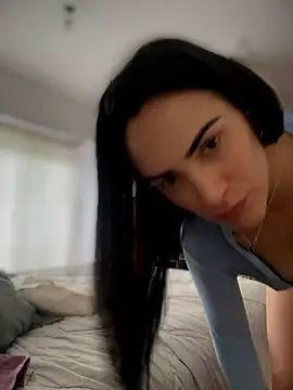 alessandra-a online show from June 4, 2026, 4:11 pm