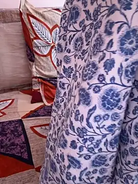 Alina Khann online show from December 22, 2025, 4:12 am