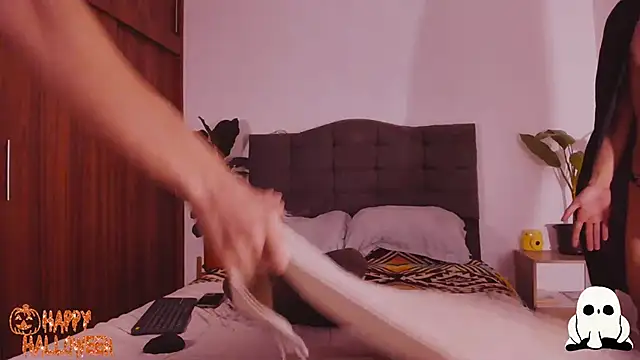 Snapshot of 2gays_1Str8 chatting on October 31, 2025, 2:30 am 2gays 1Str8 online show from October 31, 2025, 2:30 am