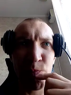 MityaXLoves online show from March 30, 2026, 6:15 am