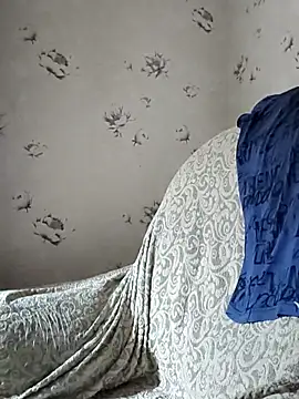 MityaXLoves online show from April 7, 2026, 6:43 pm