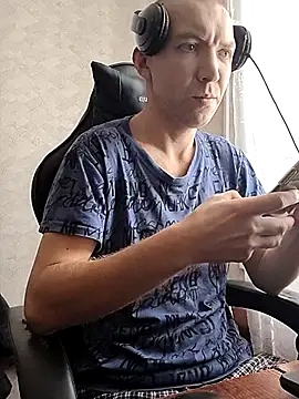 MityaXLoves online show from March 3, 2026, 5:03 am