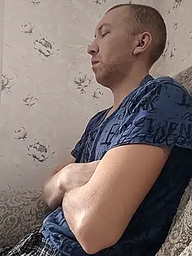 MityaXLoves online show from April 11, 2026, 5:15 am