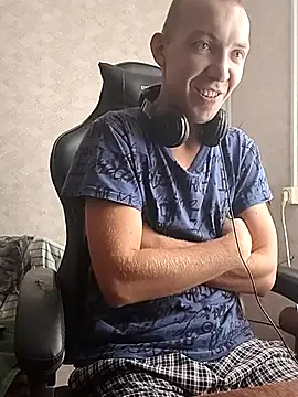 Snapshot of MityaXLoves chatting on November 17, 2025, 7:12 am MityaXLoves online show from November 17, 2025, 7:12 am