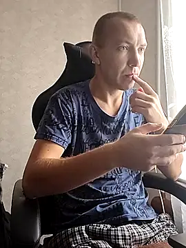 Snapshot of MityaXLoves chatting on November 23, 2025, 8:24 am MityaXLoves online show from November 23, 2025, 8:24 am