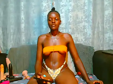 Snapshot of VANESAAMBER23 chatting on November 12, 2025, 7:29 pm VANESAAMBER23 online show from November 12, 2025, 7:29 pm