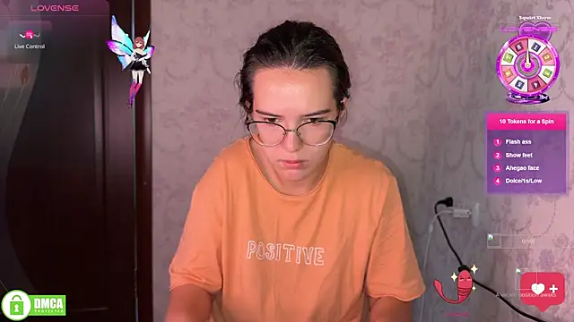 Snapshot of the_princese chatting on November 12, 2025, 10:52 am the princese online show from November 12, 2025, 10:52 am