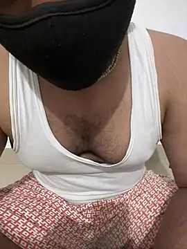 dick69lil online show from October 27, 2025, 4:41 pm