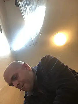 Snapshot of Bigtoyaddict chatting on February 20, 2026, 5:59 am Bigtoyaddict online show from February 20, 2026, 5:59 am