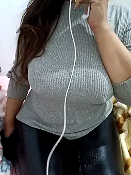 Snapshot of Saakoora chatting on November 30, 2025, 5:41 am Saakoora online show from November 30, 2025, 5:41 am