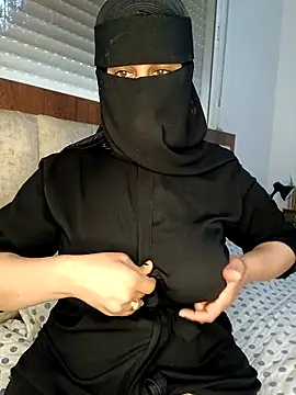 Snapshot of Saakoora chatting on December 22, 2025, 12:27 pm Saakoora online show from December 22, 2025, 12:27 pm