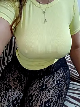 Snapshot of Saakoora chatting on November 3, 2025, 10:08 am Saakoora online show from November 3, 2025, 10:08 am