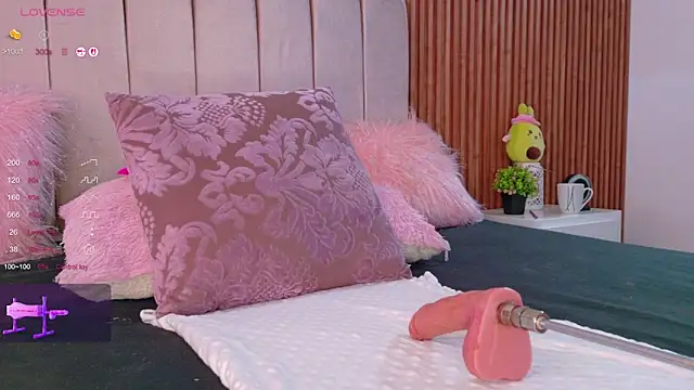 Snapshot of cristal_subin69 chatting on November 18, 2025, 12:19 pm cristal subin69 online show from November 18, 2025, 12:19 pm