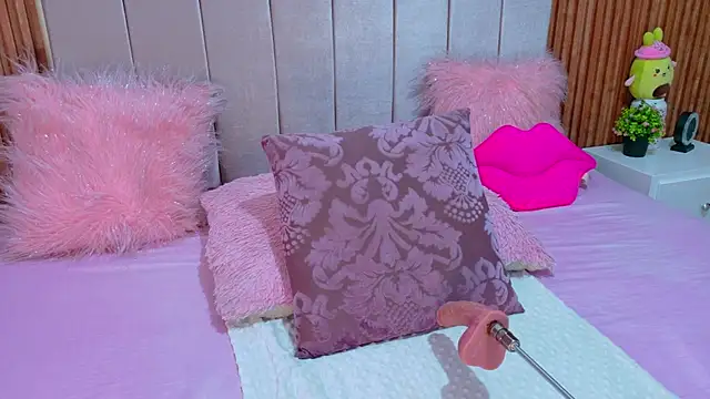 Snapshot of cristal_subin69 chatting on November 28, 2025, 12:05 pm cristal subin69 online show from November 28, 2025, 12:05 pm