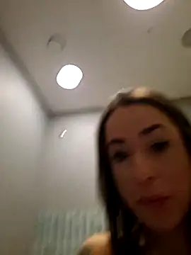 Snapshot of LydiaMaus96 chatting on January 5, 2026, 5:27 pm LydiaMaus96 online show from January 5, 2026, 5:27 pm