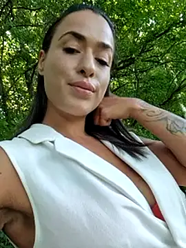 Snapshot of LydiaMaus96 chatting on July 14, 2026, 10:21 am LydiaMaus96 online show from July 14, 2026, 10:21 am