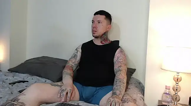 Snapshot of Adam_tatto chatting on February 18, 2025, 4:36 pm Adam tatto online show from February 18, 2025, 4:36 pm