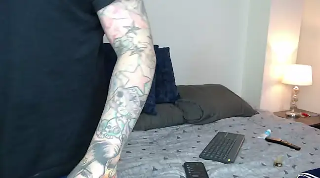 Snapshot of Adam_tatto chatting on February 22, 2025, 5:24 pm Adam tatto online show from February 22, 2025, 5:24 pm