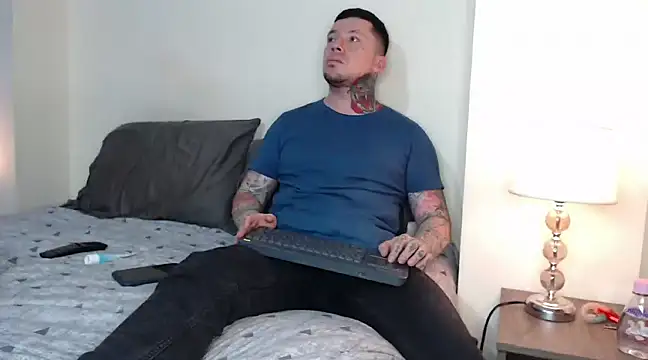 Snapshot of Adam_tatto chatting on February 20, 2025, 2:51 am Adam tatto online show from February 20, 2025, 2:51 am