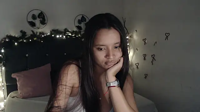 Snapshot of mia_sweetdc chatting on December 14, 2024, 8:40 pm mia sweetdc online show from December 14, 2024, 8:40 pm