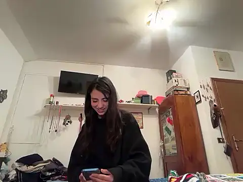 Snapshot of sw333tVicky chatting on May 14, 2026, 7:44 pm sw333tVicky online show from May 14, 2026, 7:44 pm