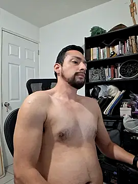 Snapshot of Andresarr93 chatting on March 9, 2026, 8:56 pm Andresarr93 online show from March 9, 2026, 8:56 pm