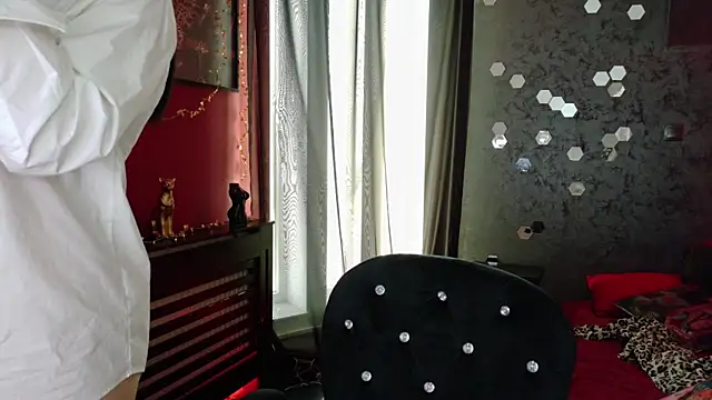 alissa4blonde online show from April 7, 2026, 5:09 am