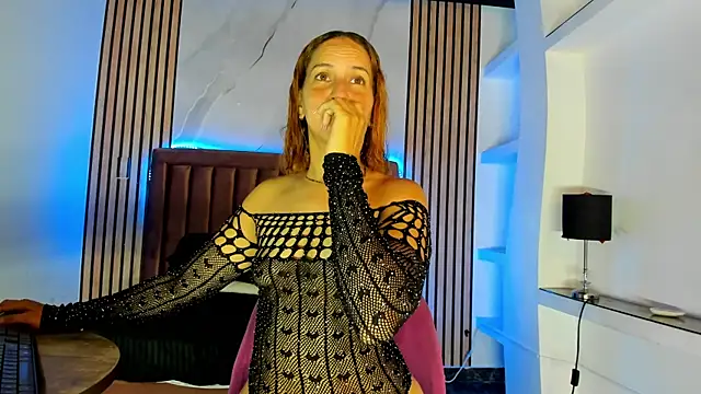 Snapshot of ChloeParkss_ chatting on February 4, 2025, 11:49 am ChloeParkss online show from February 4, 2025, 11:49 am