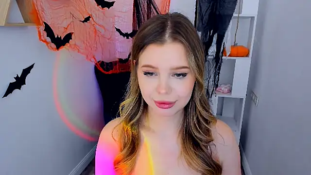 FollowLovee online show from October 19, 2025, 11:57 am