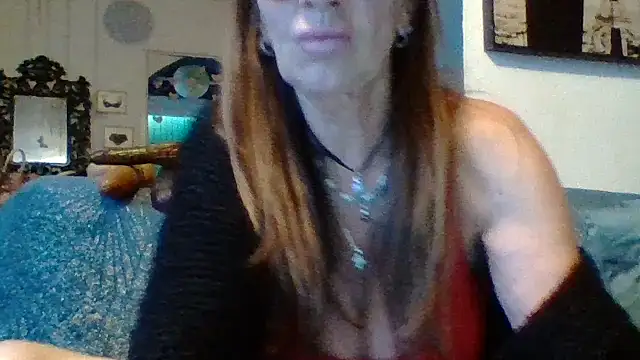 gildamilf online show from May 12, 2026, 4:57 pm
