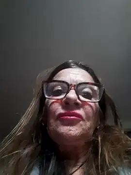 Snapshot of gildamilf chatting on November 23, 2025, 3:33 pm gildamilf online show from November 23, 2025, 3:33 pm