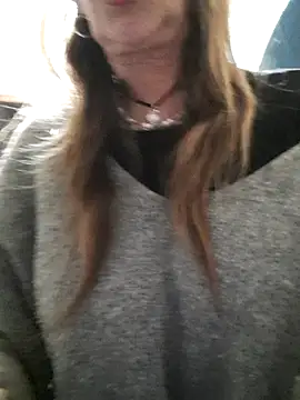 Snapshot of gildamilf chatting on October 24, 2025, 7:24 pm gildamilf online show from October 24, 2025, 7:24 pm